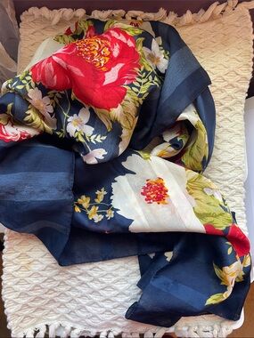 VTG JACLYN SMITH SCARF